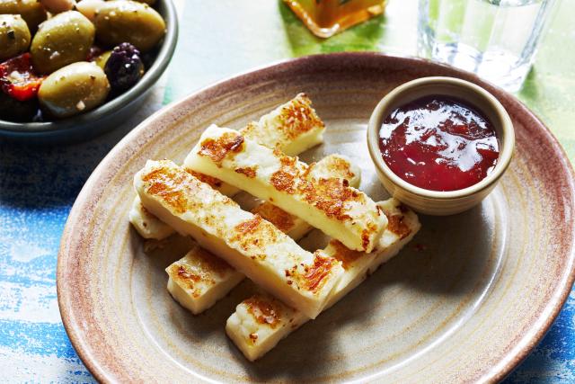 Halloumi Fries